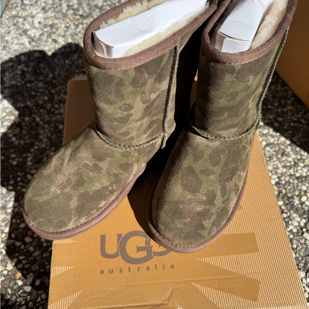 UGG Kids Camouflage Boots Brand New